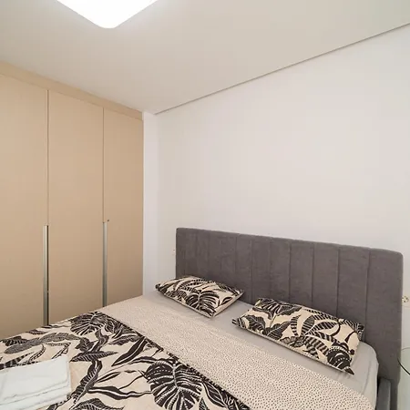 Apartment Bonifacio *